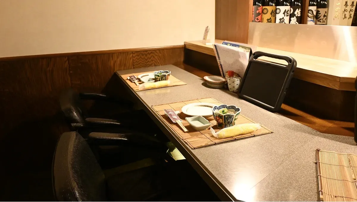 1Fカウンターサイド
